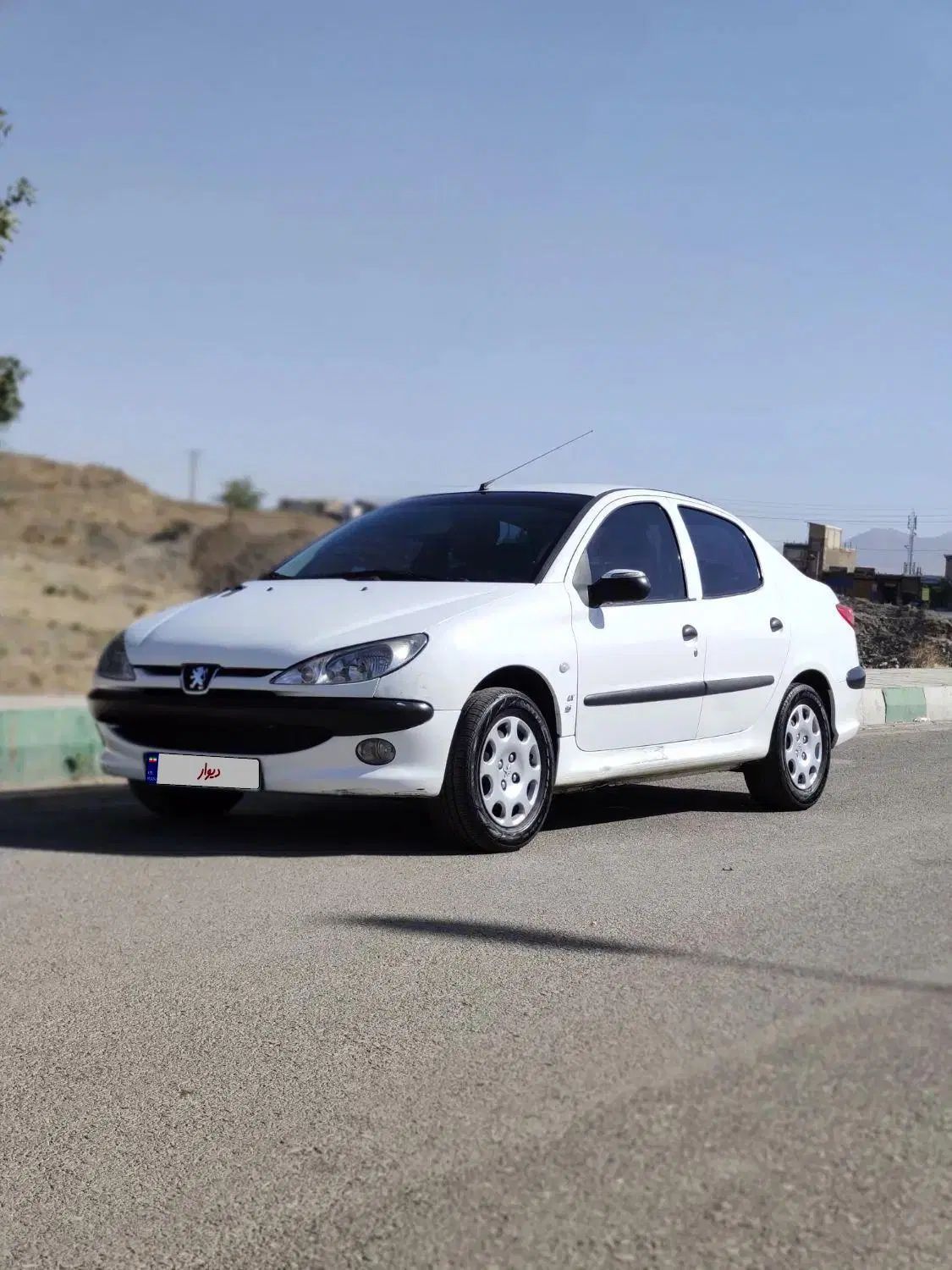 پژو ۲۰۶ صندوق دار v8 - 1399