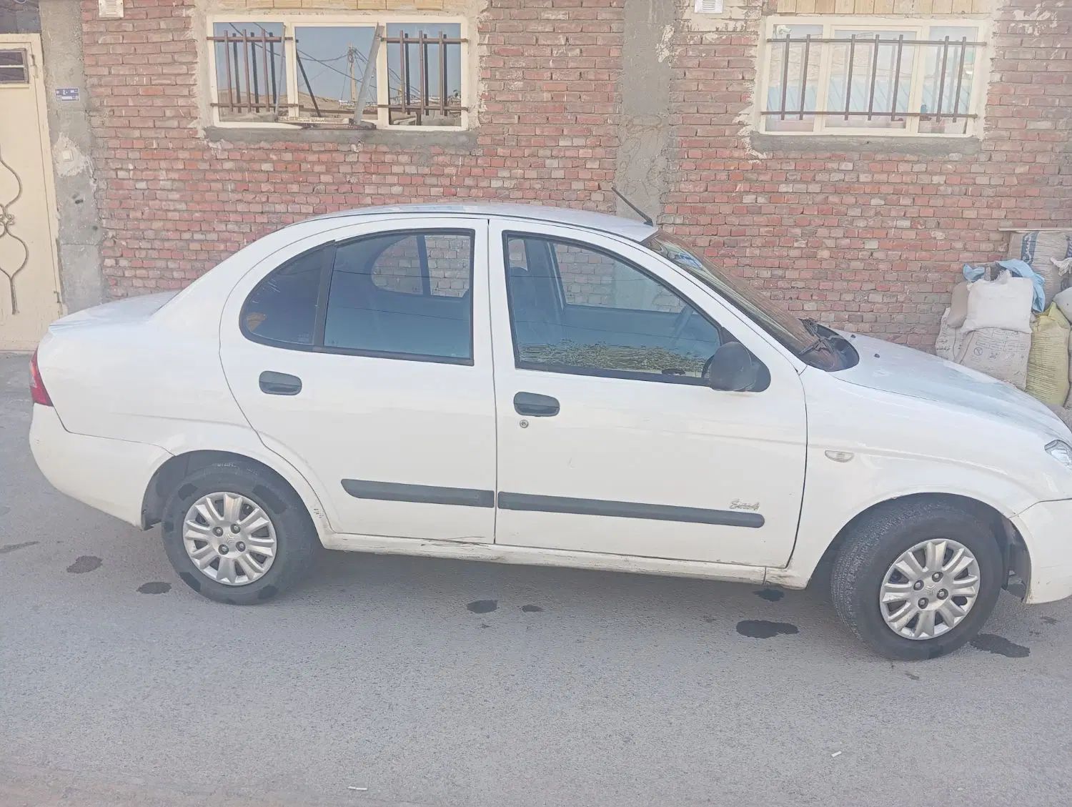 تیبا صندوق دار EX - 1393