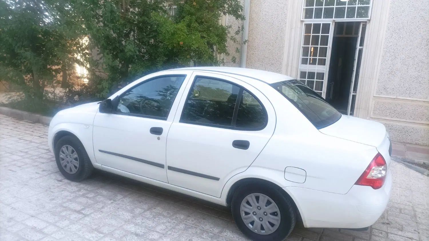 تیبا صندوق دار SX - 1398