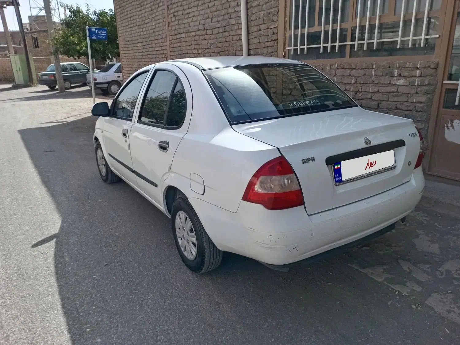 تیبا صندوق دار SX - 1395