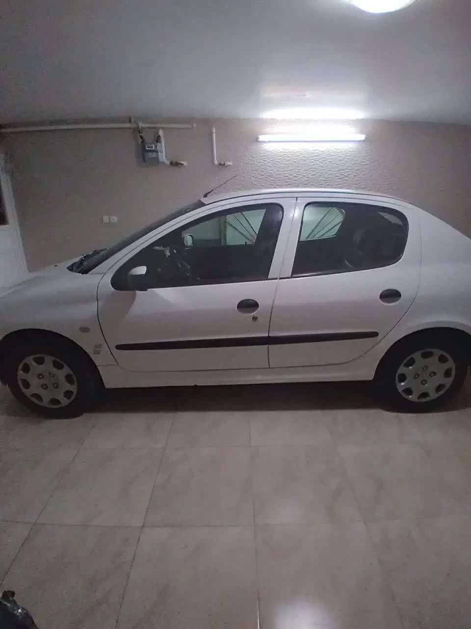 پژو ۲۰۶ صندوق دار v8 - 1395