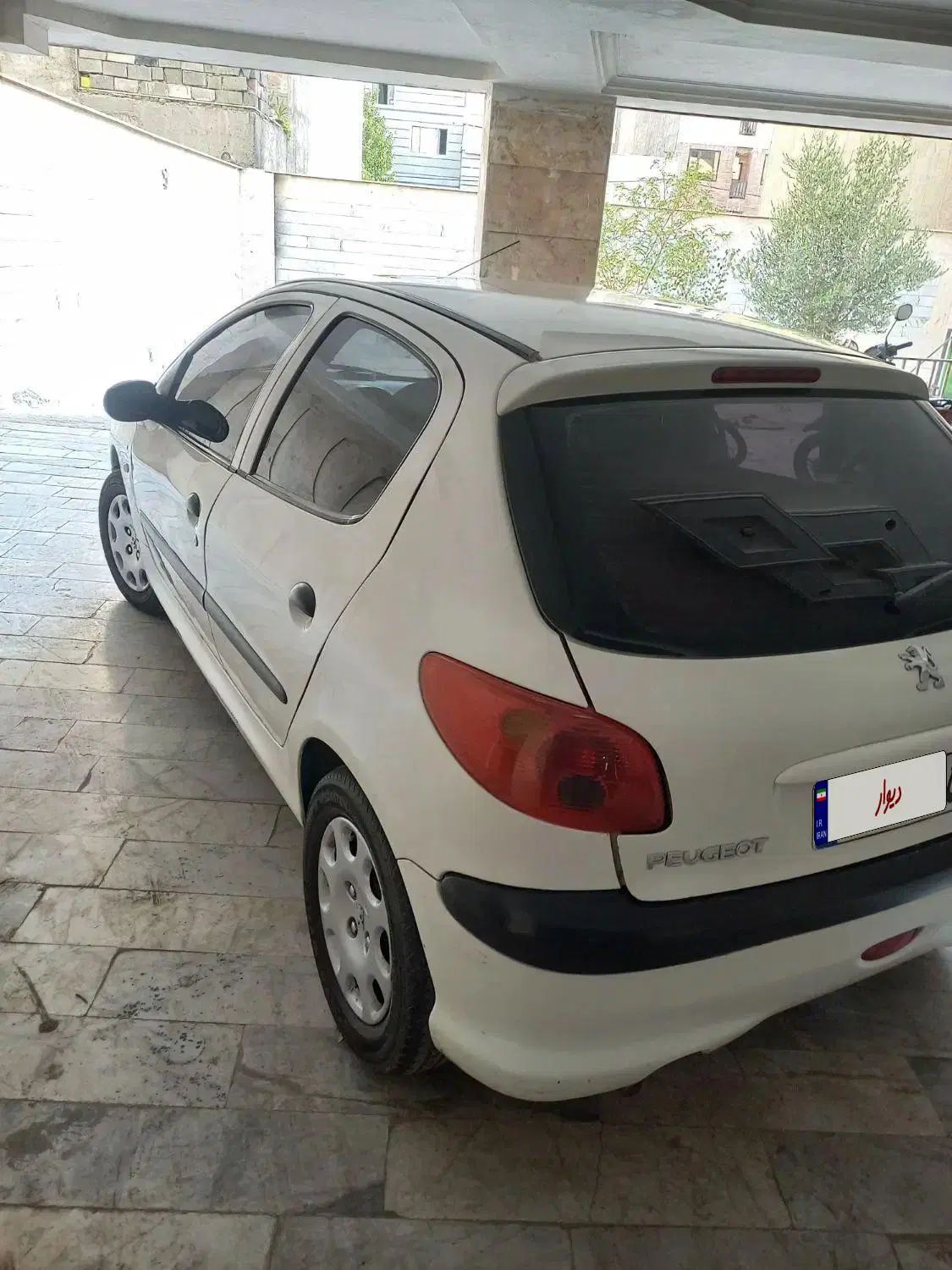پژو 206 تیپ 5 - 1396