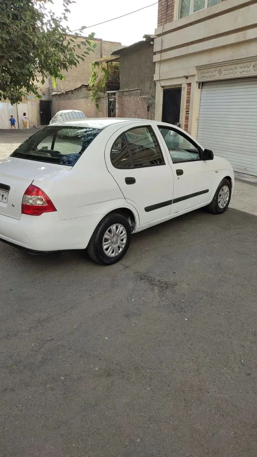 تیبا صندوق دار SX - 1392
