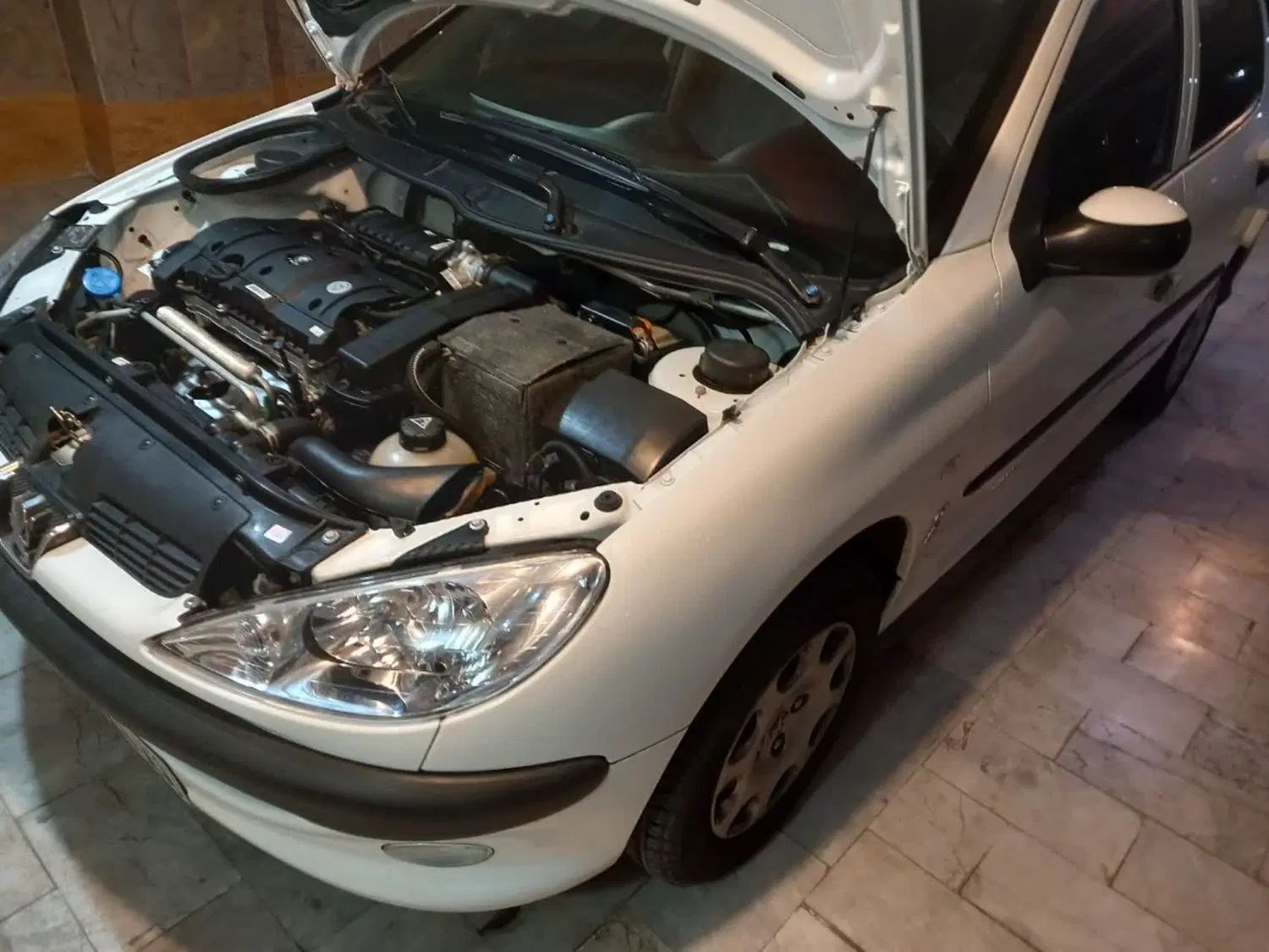 پژو ۲۰۶ صندوق دار v8 - 1399