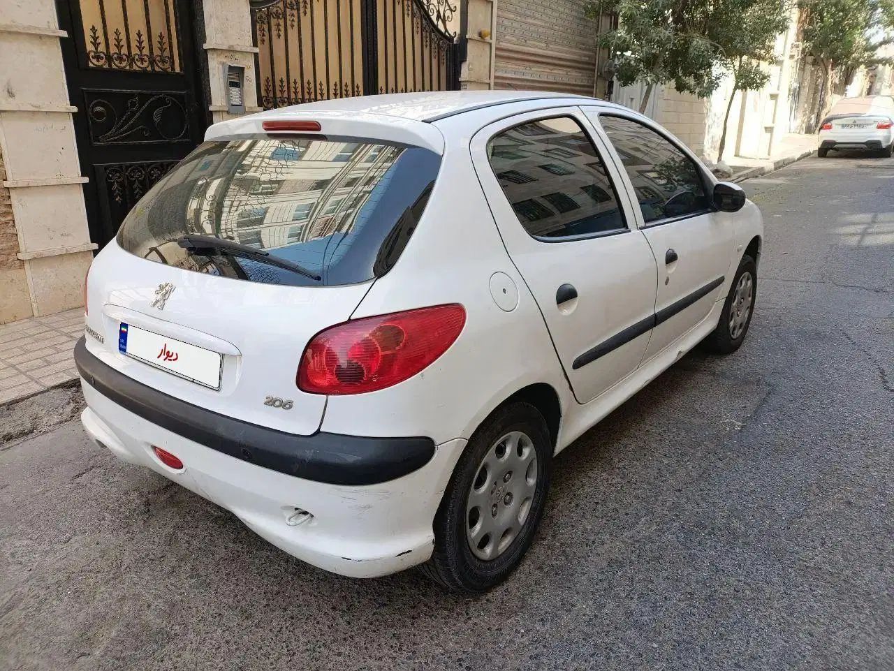 پژو 206 تیپ 2 - 1395