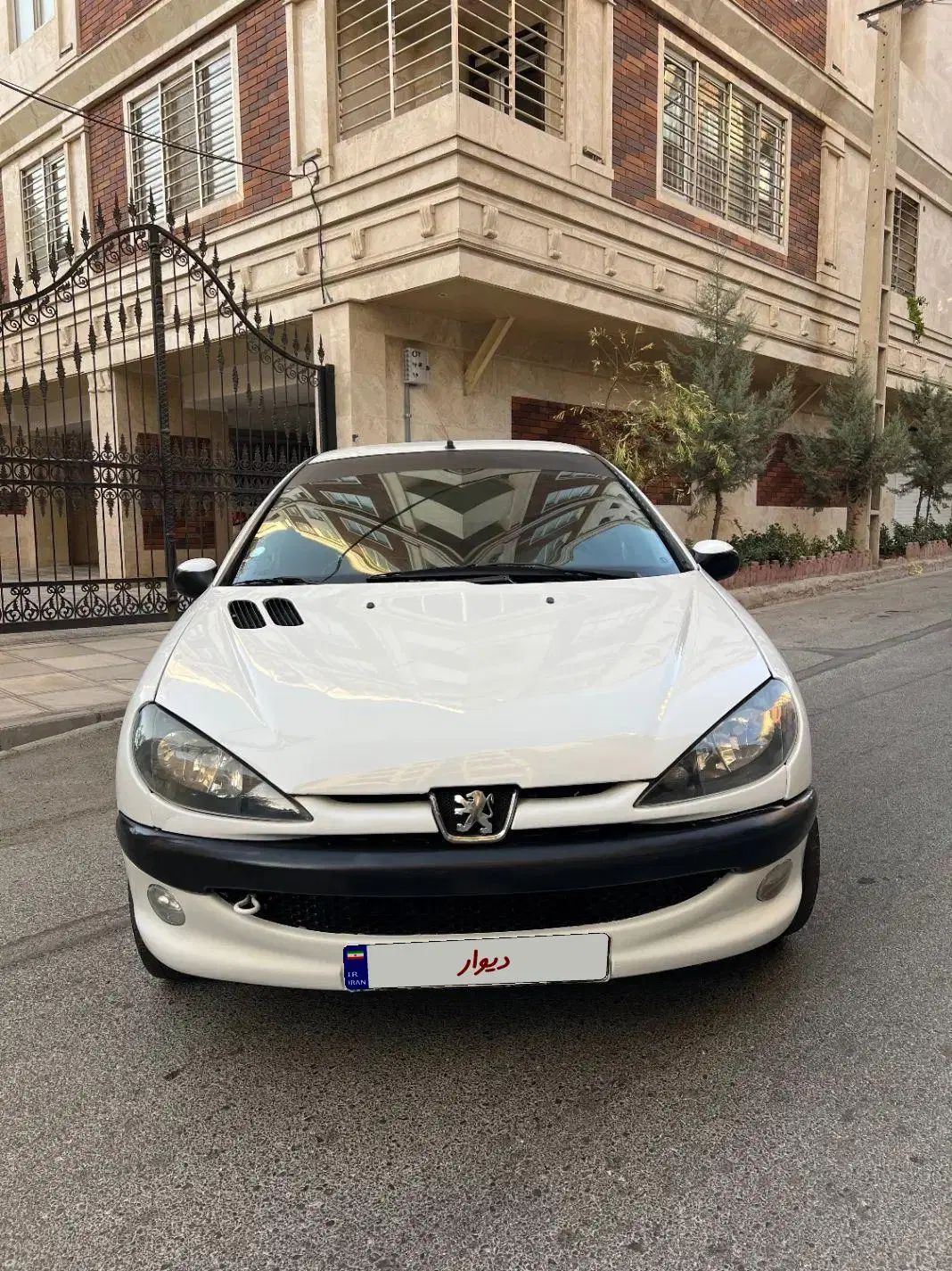 پژو ۲۰۶ صندوق دار v20 - 1387