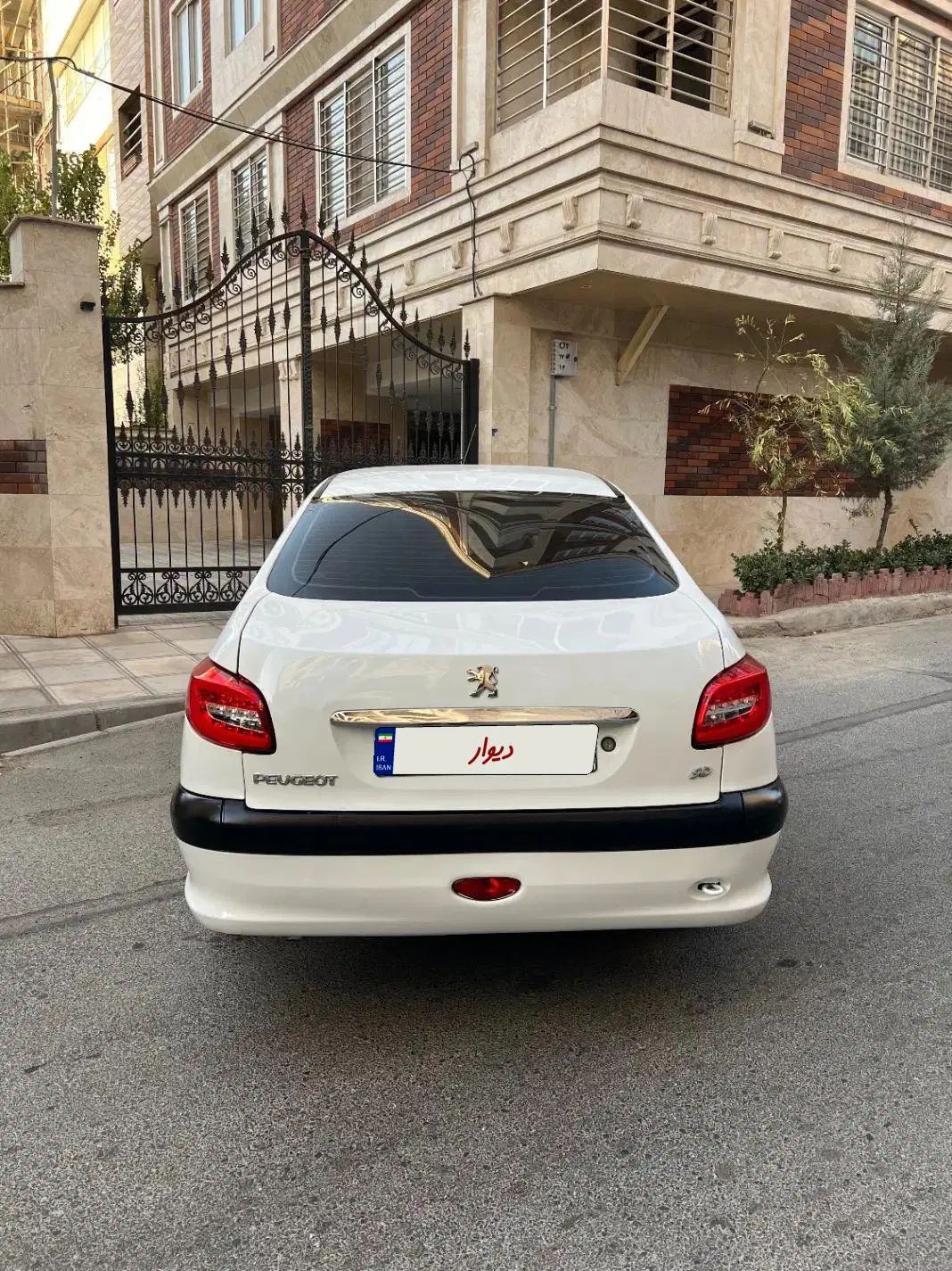 پژو ۲۰۶ صندوق دار v20 - 1387