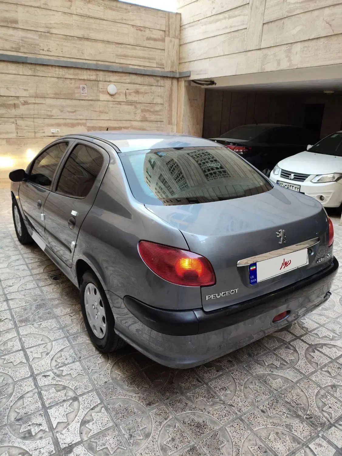پژو ۲۰۶ صندوق دار v20 - 1387