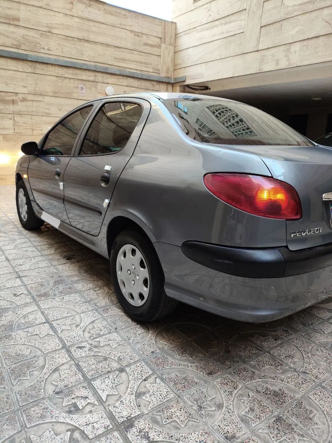 پژو ۲۰۶ صندوق دار v20 - 1387