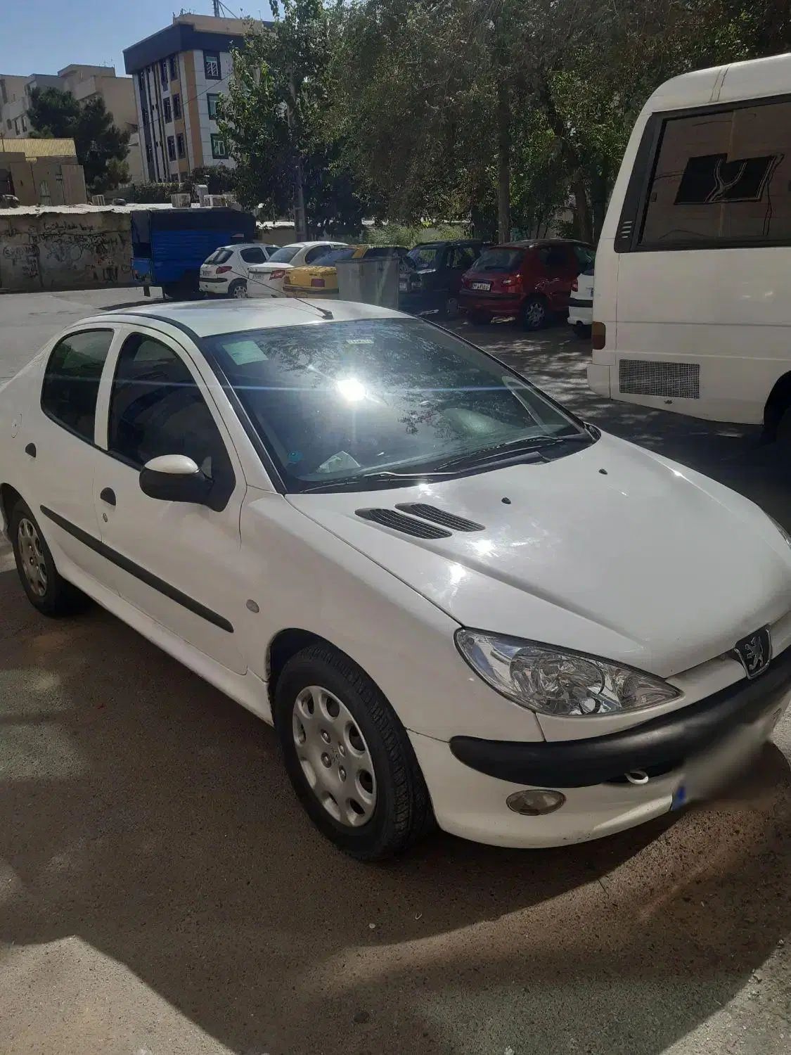 پژو ۲۰۶ صندوق دار v8 - 1396