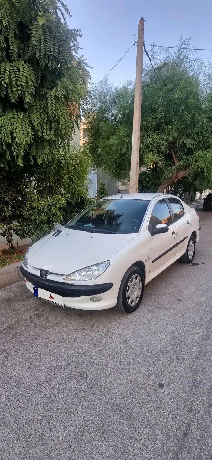 پژو ۲۰۶ صندوق دار v8 - 1389