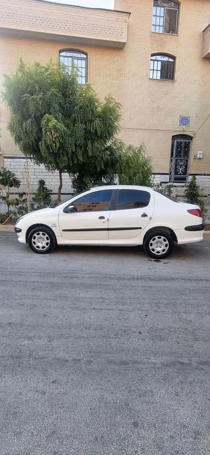 پژو ۲۰۶ صندوق دار v8 - 1389