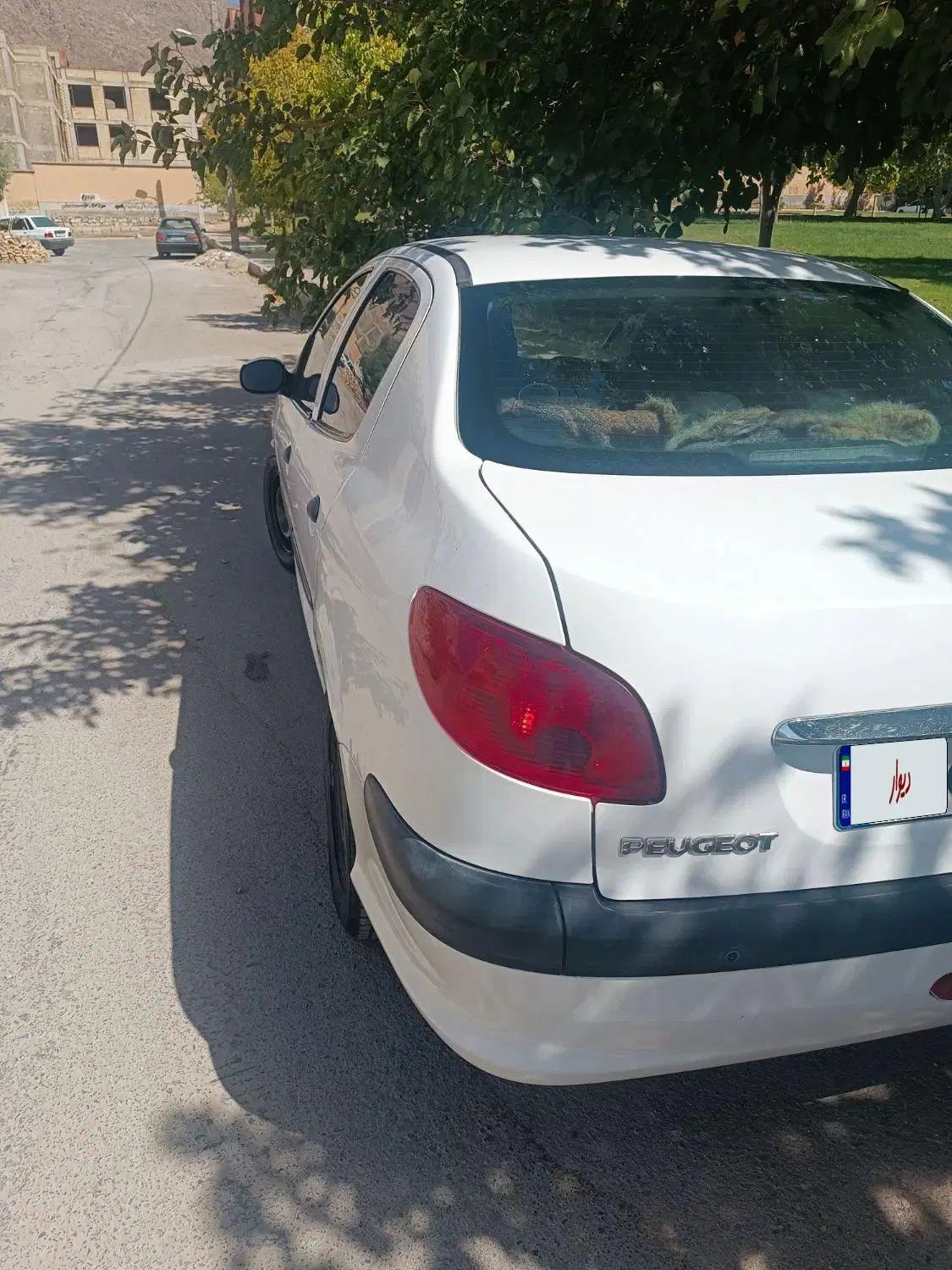 پژو ۲۰۶ صندوق دار v8 - 1393
