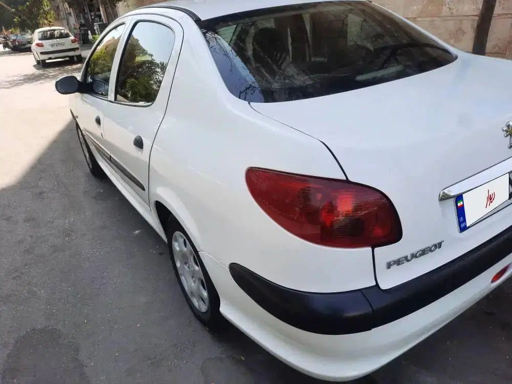 پژو ۲۰۶ صندوق دار v8 - 1400