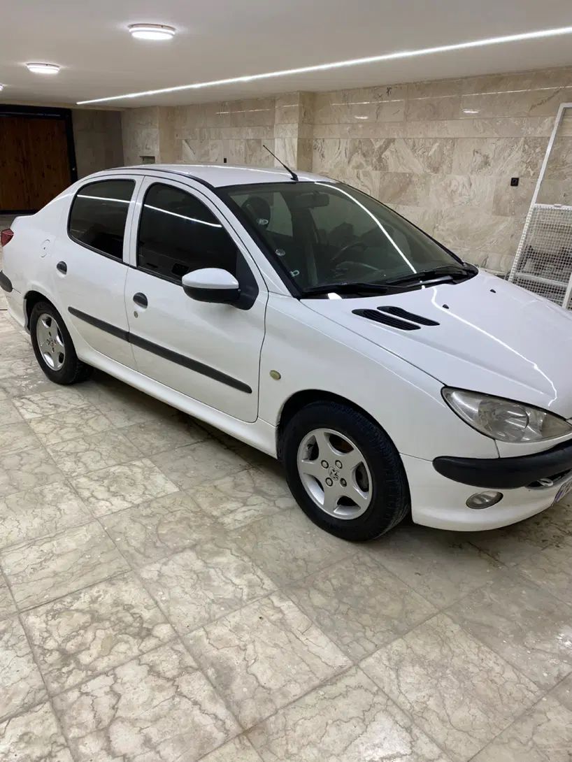 پژو ۲۰۶ صندوق دار v8 - 1391