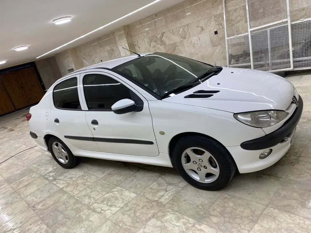 پژو ۲۰۶ صندوق دار v8 - 1391