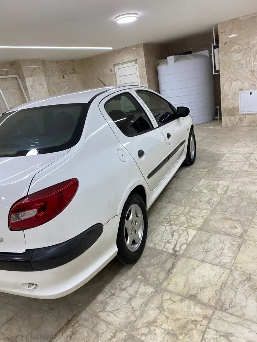 پژو ۲۰۶ صندوق دار v8 - 1391
