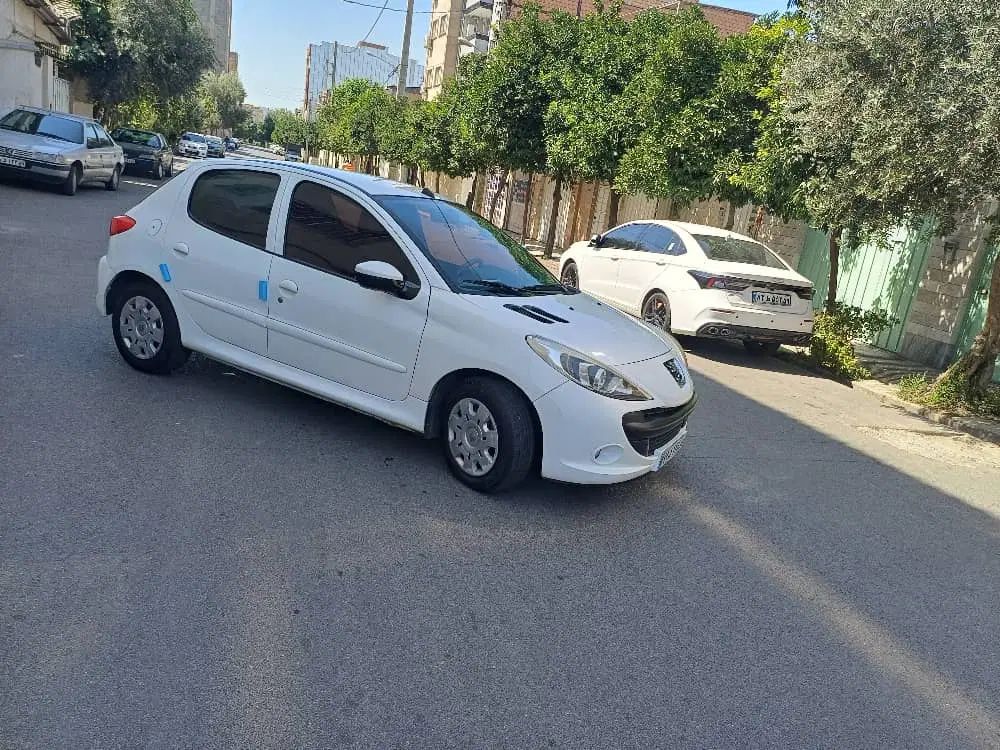 پژو 207 دنده ای فرمان برقی - 1400