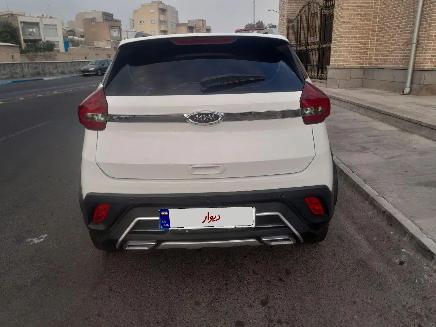خودرو ام وی ام، X22 آگهی ann_20552148
