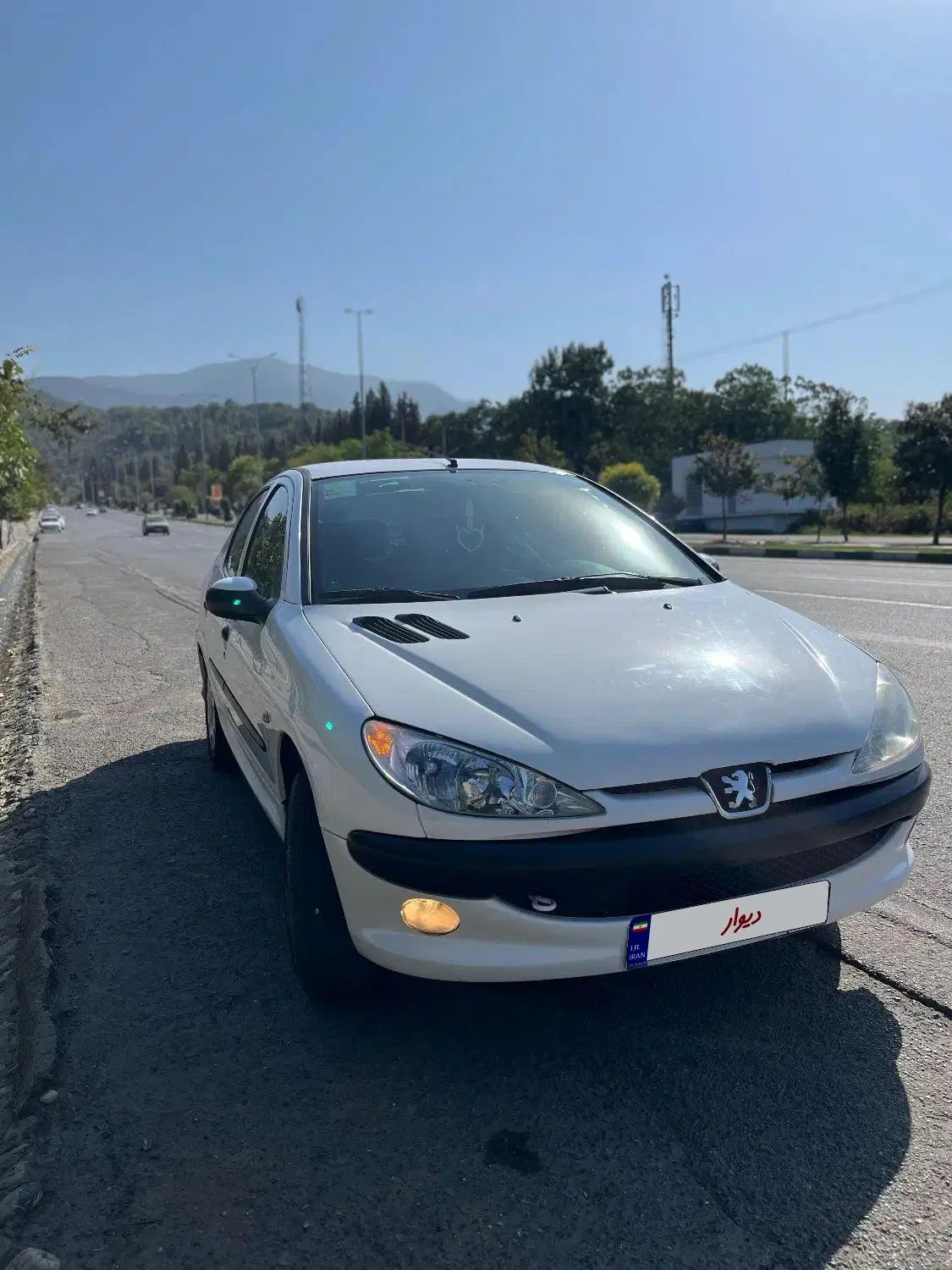 پژو ۲۰۶ صندوق دار v8 - 1400