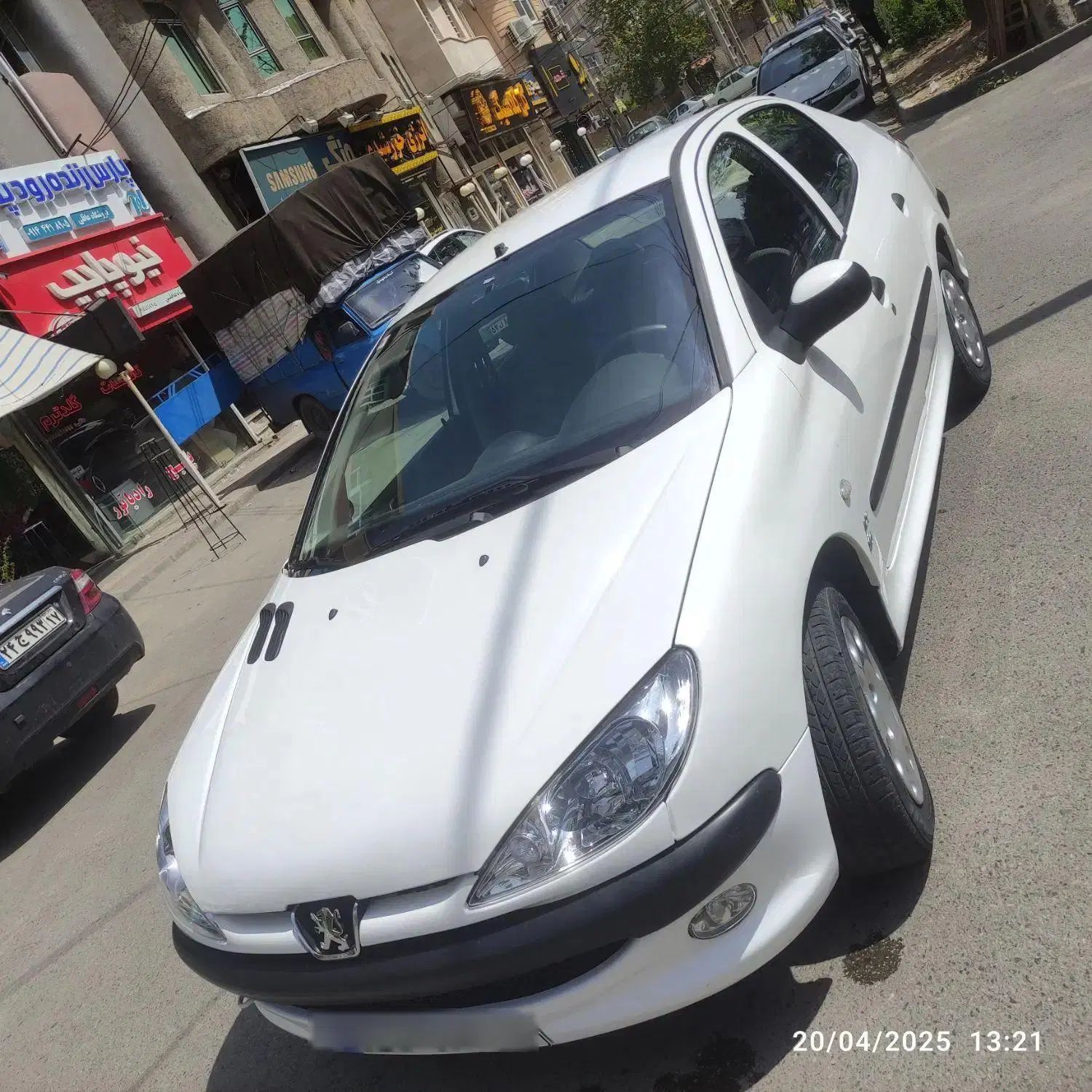 پژو ۲۰۶ صندوق دار v8 - 1397