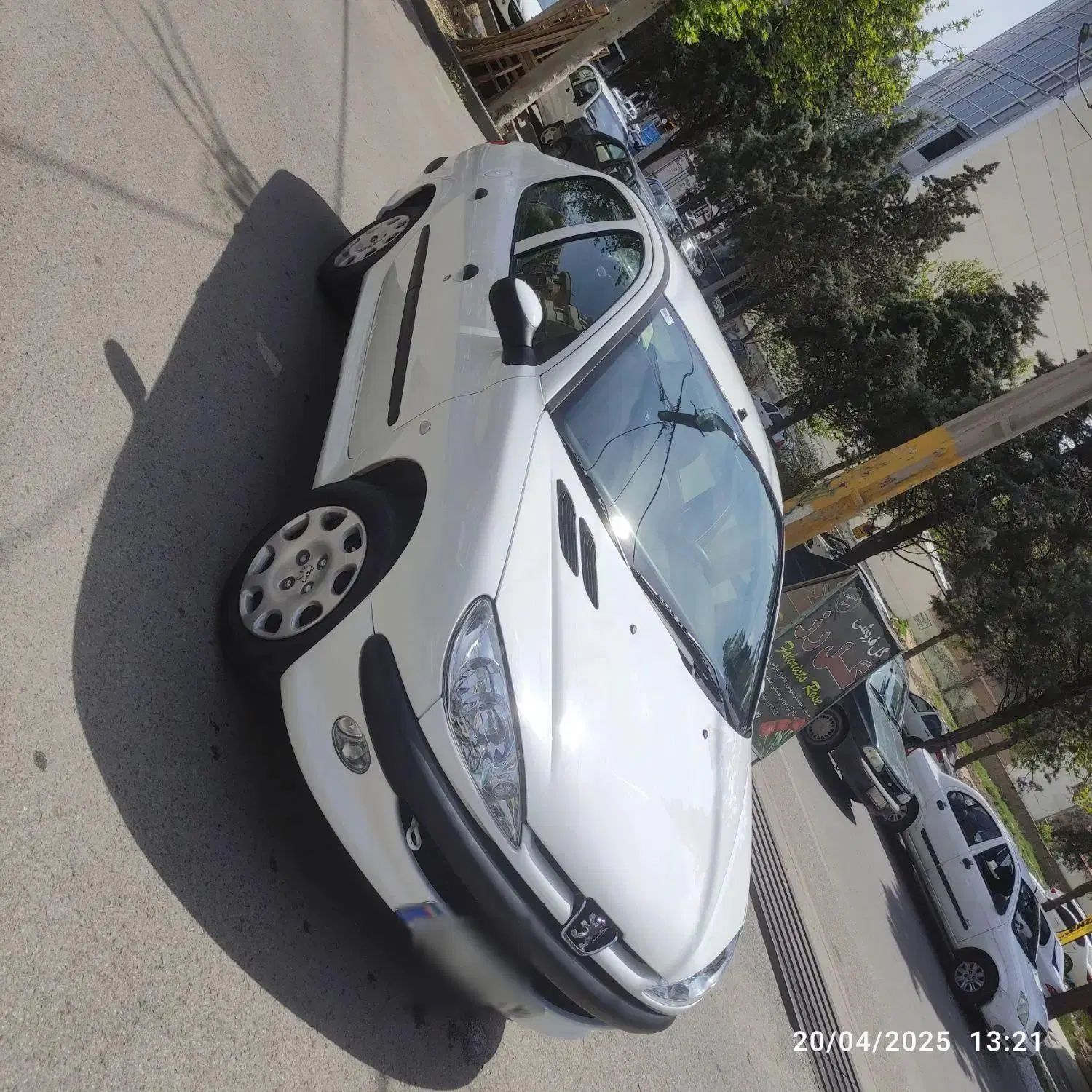 پژو ۲۰۶ صندوق دار v8 - 1397