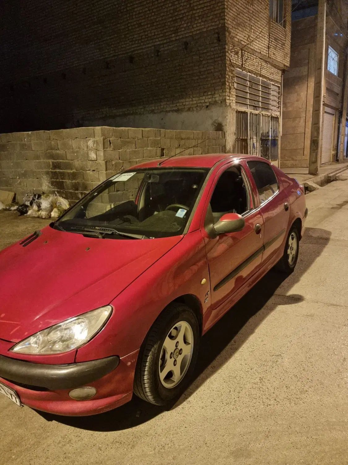 پژو ۲۰۶ صندوق دار v8 - 1393