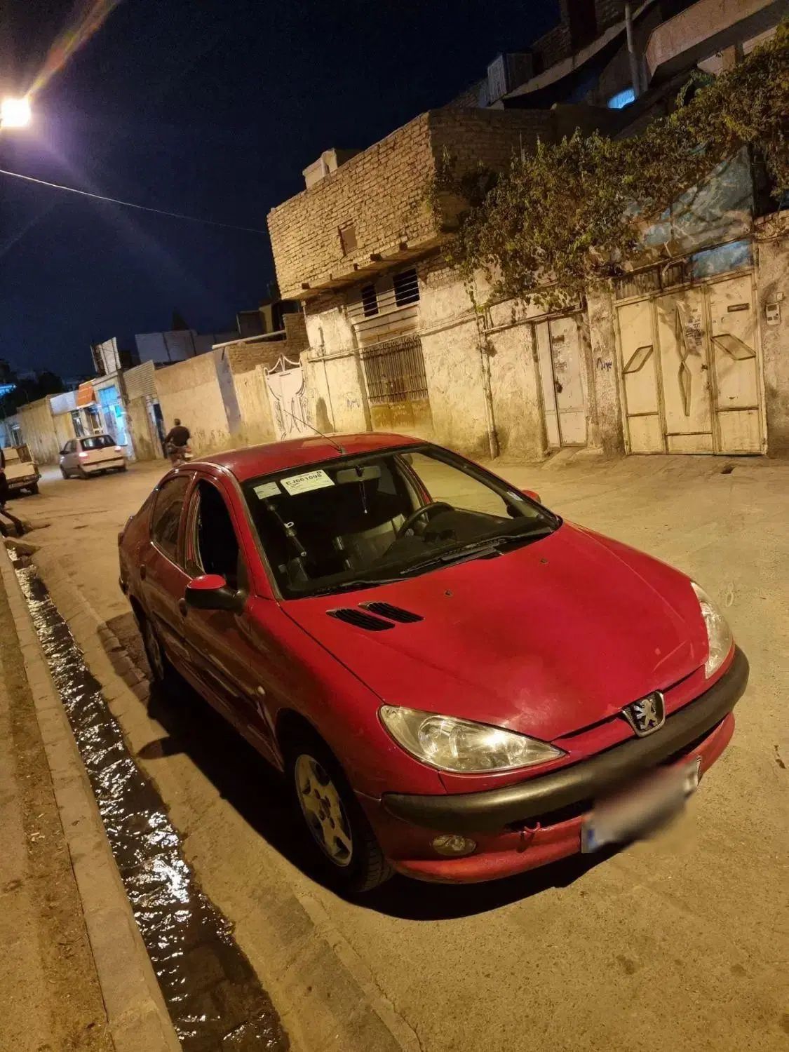 پژو ۲۰۶ صندوق دار v8 - 1393