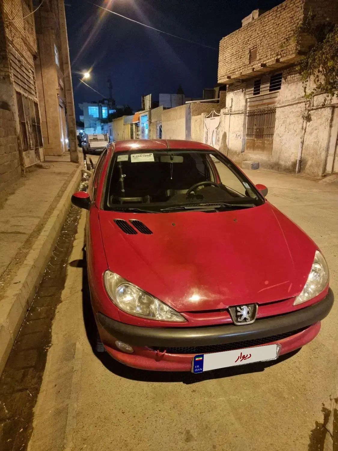 پژو ۲۰۶ صندوق دار v8 - 1393