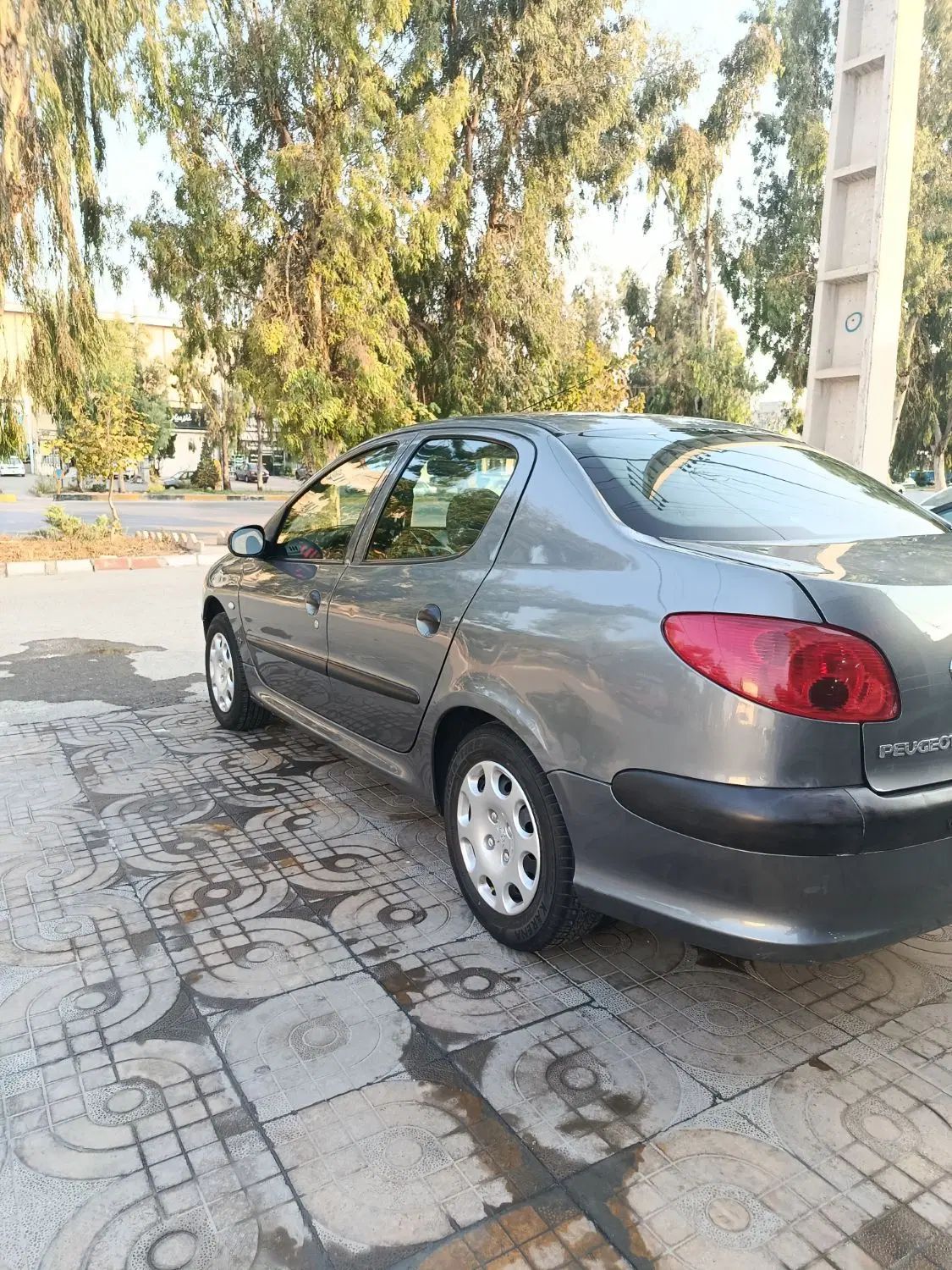 پژو ۲۰۶ صندوق دار v8 - 1394