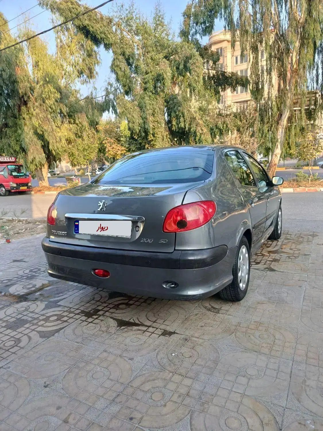 پژو ۲۰۶ صندوق دار v8 - 1394