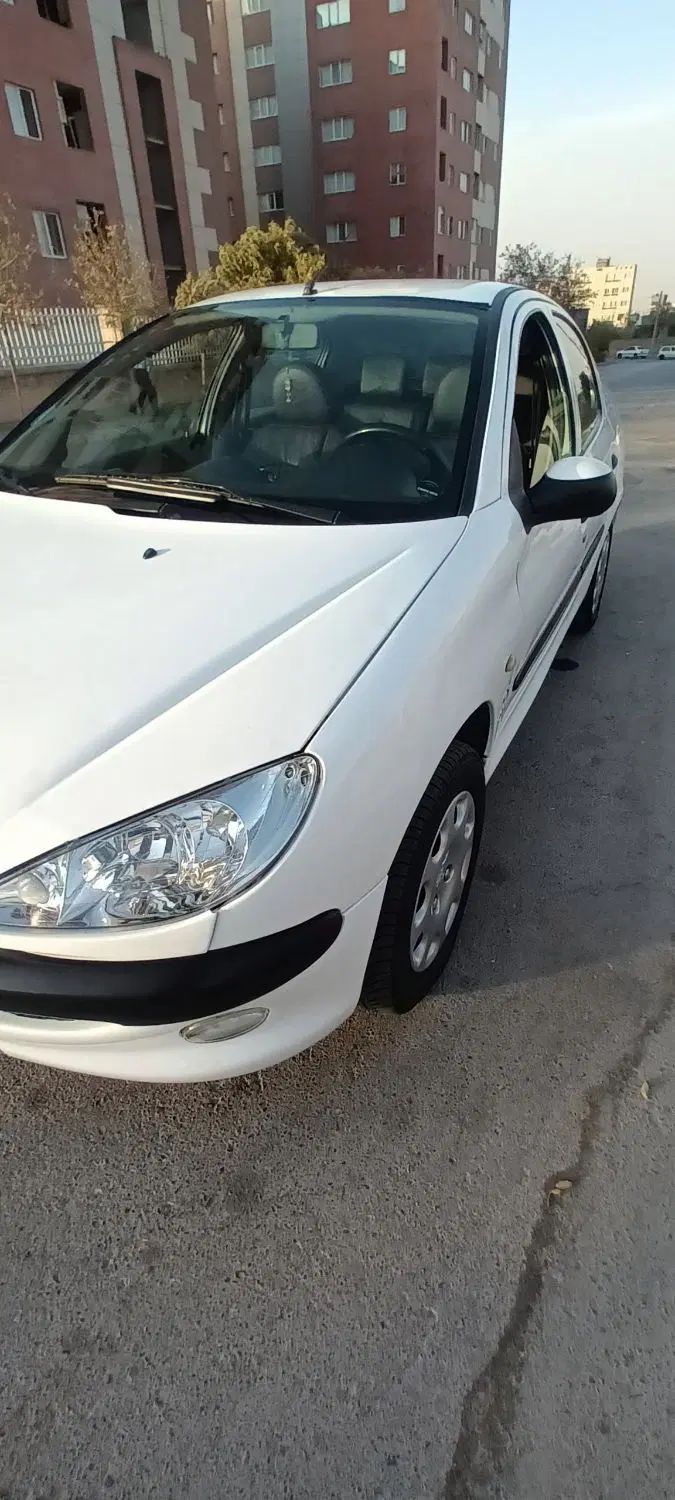 پژو ۲۰۶ صندوق دار v8 - 1390