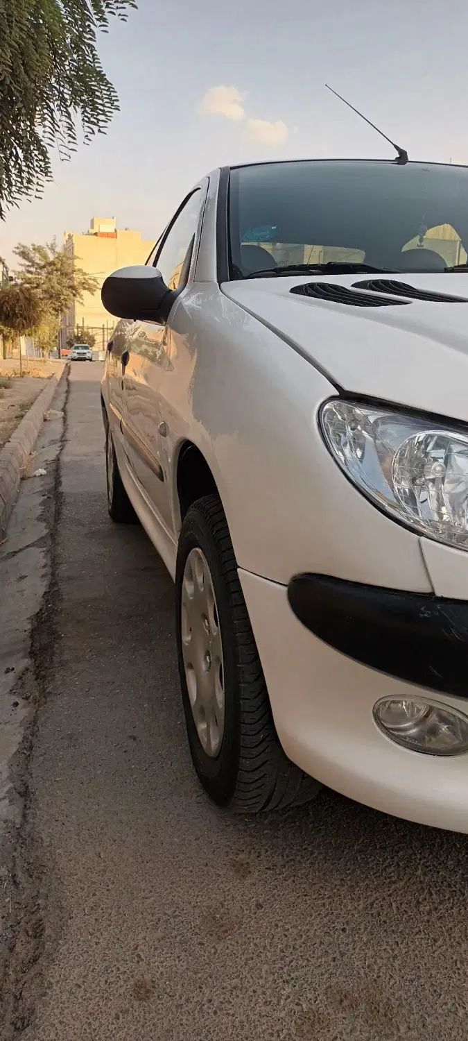 پژو ۲۰۶ صندوق دار v8 - 1390
