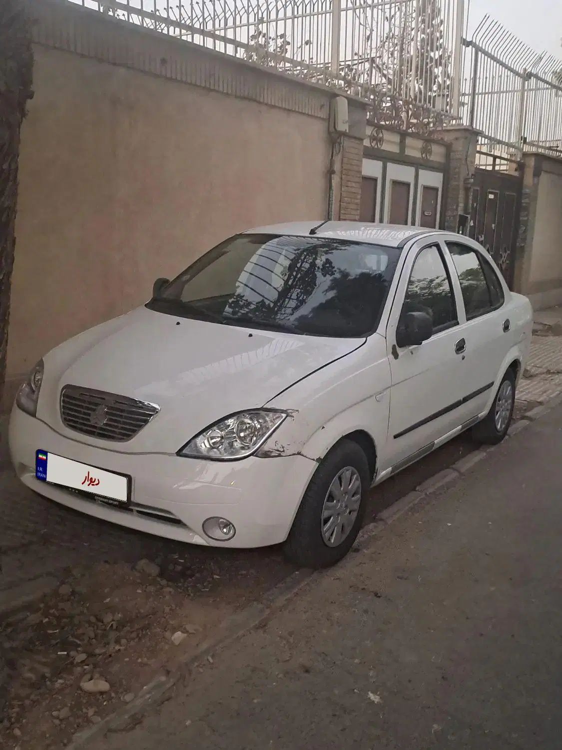 تیبا صندوق دار EX - 1395