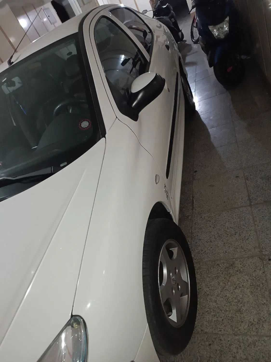 پژو ۲۰۶ صندوق دار v8 - 1394