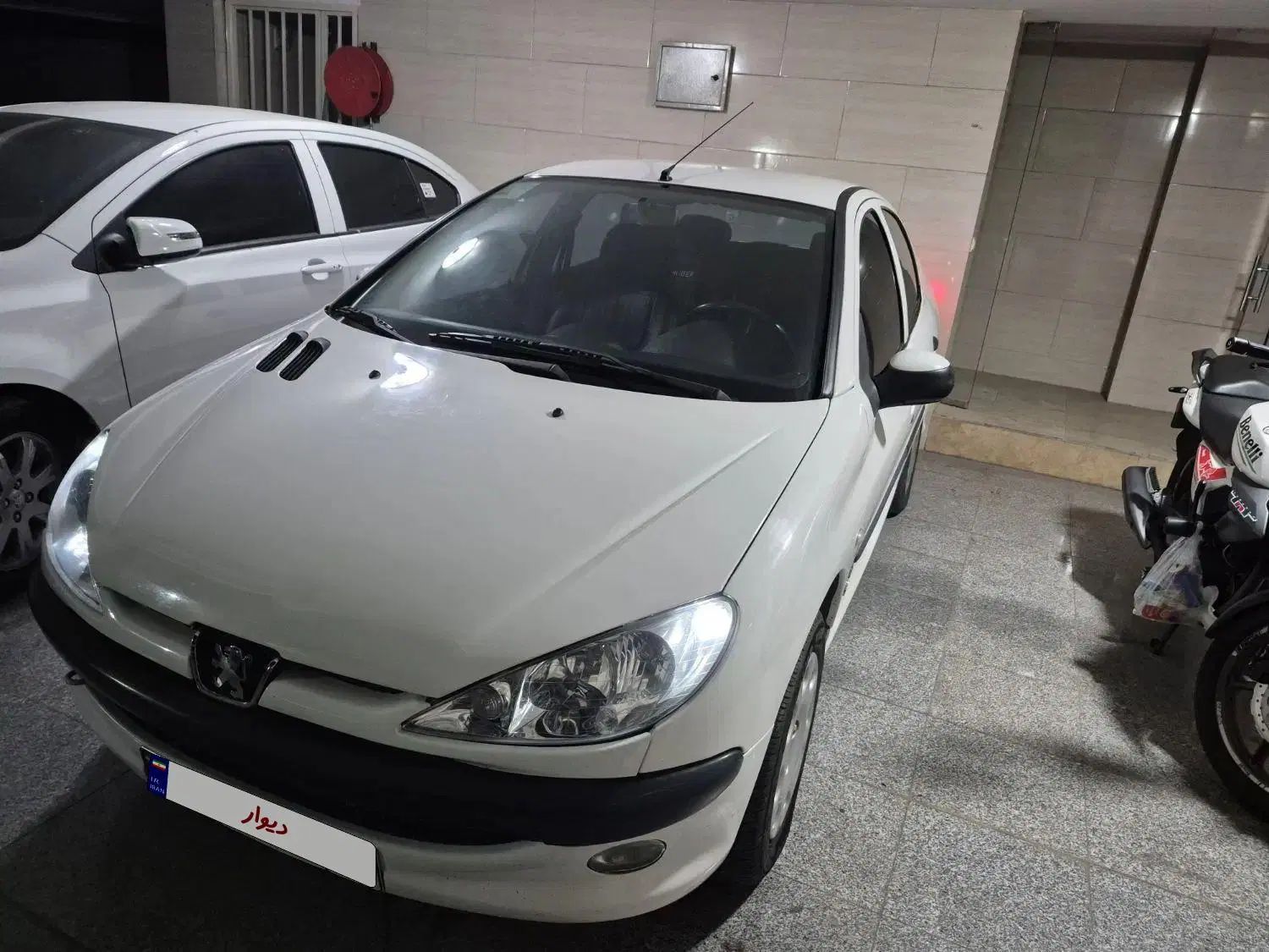 پژو ۲۰۶ صندوق دار v8 - 1398