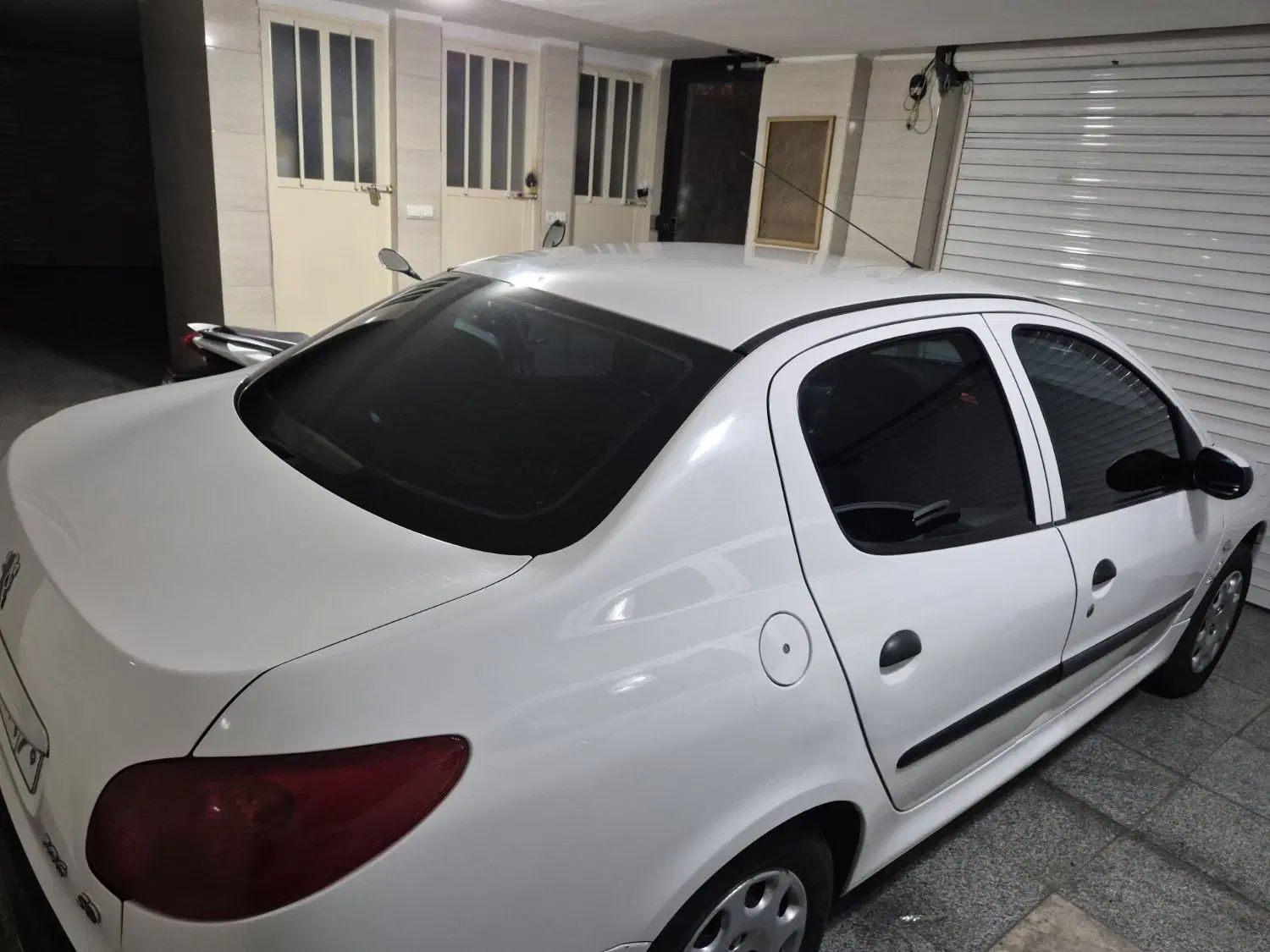 پژو ۲۰۶ صندوق دار v8 - 1398