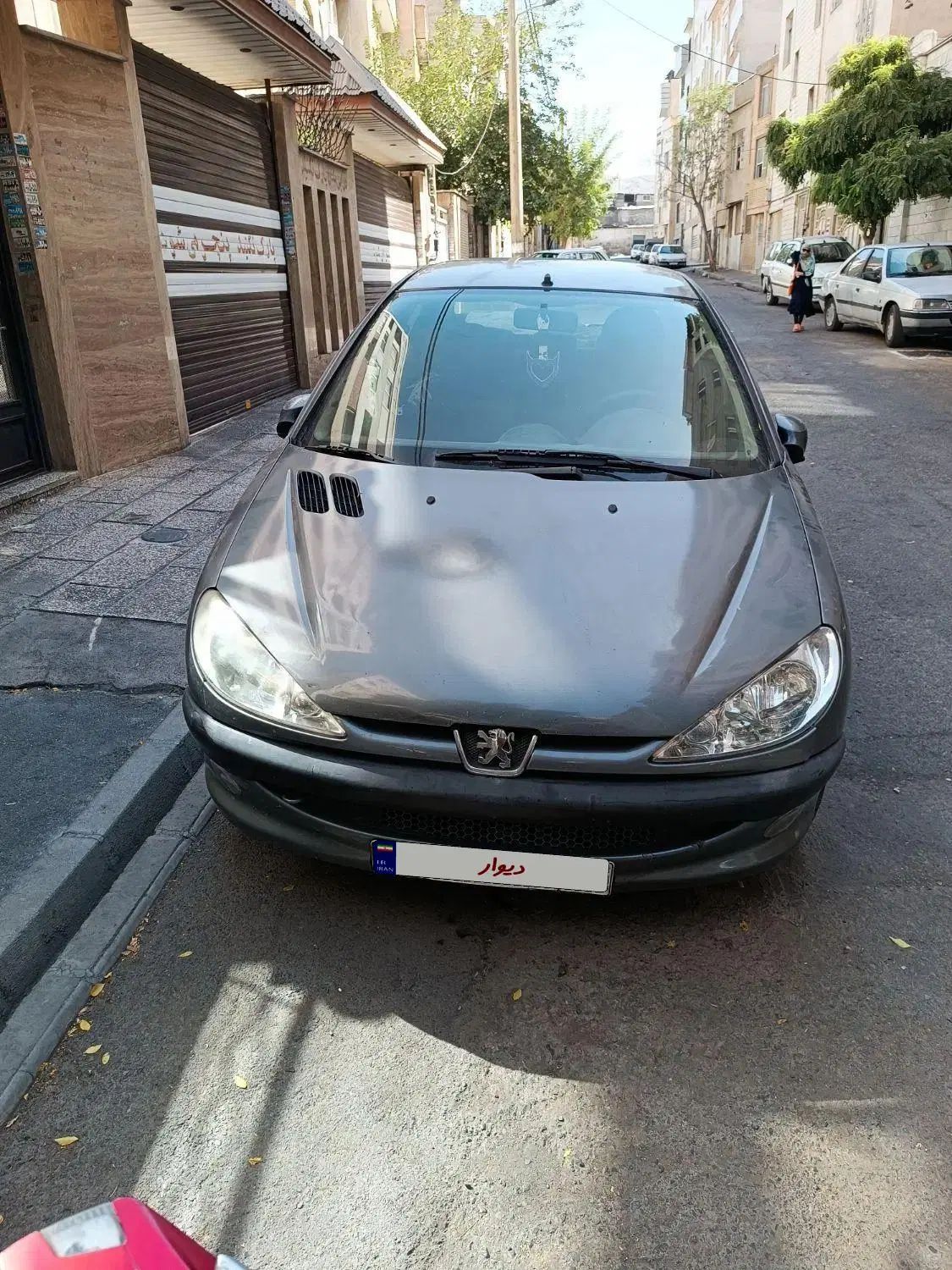 پژو ۲۰۶ صندوق دار v8 - 1390