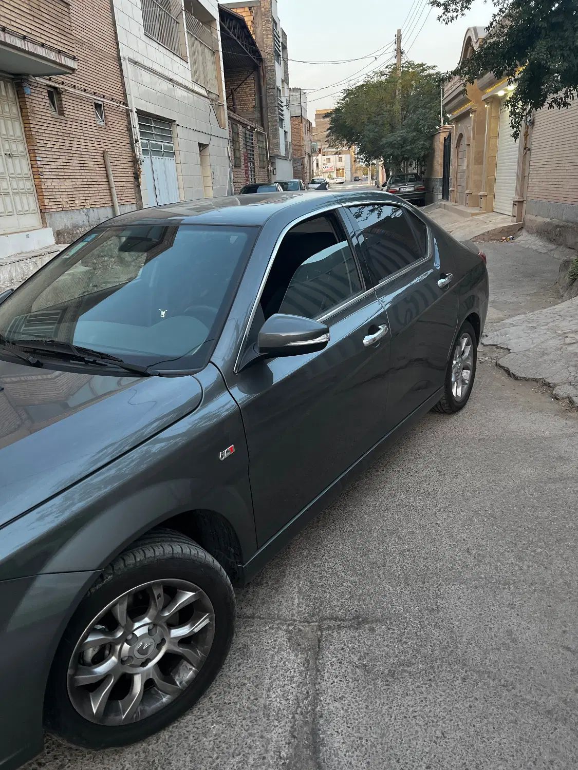 دنا پلاس توربو اتوماتیک - 1402