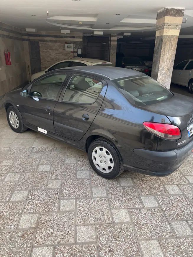 پژو ۲۰۶ صندوق دار v8 - 1392