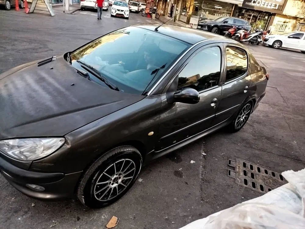 پژو ۲۰۶ صندوق دار v8 - 1386