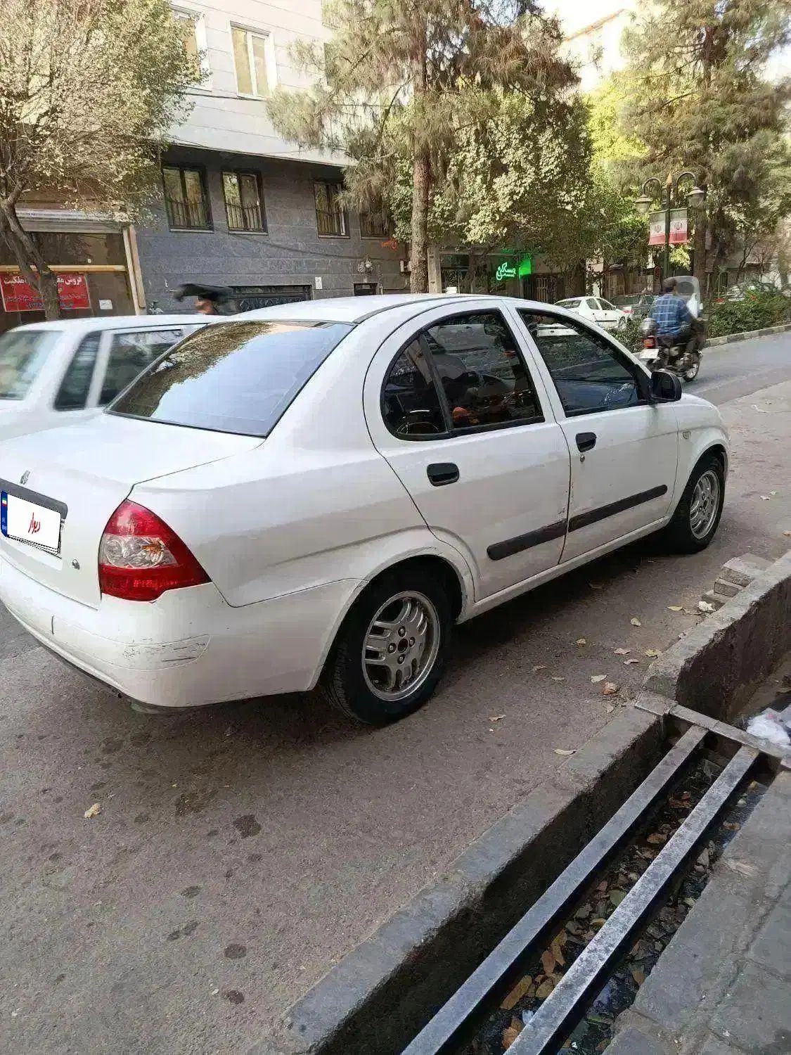 تیبا صندوق دار EX - 1394