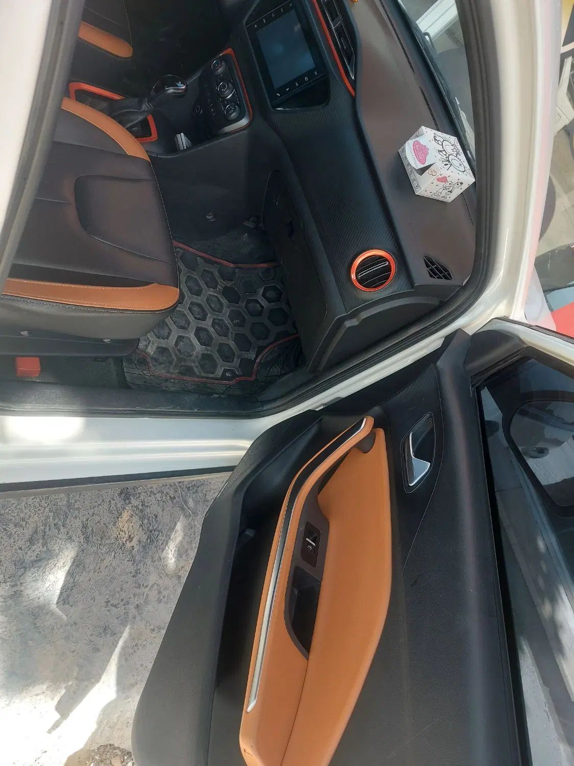 ام وی ام X22 اتوماتیک اسپرت - 1396