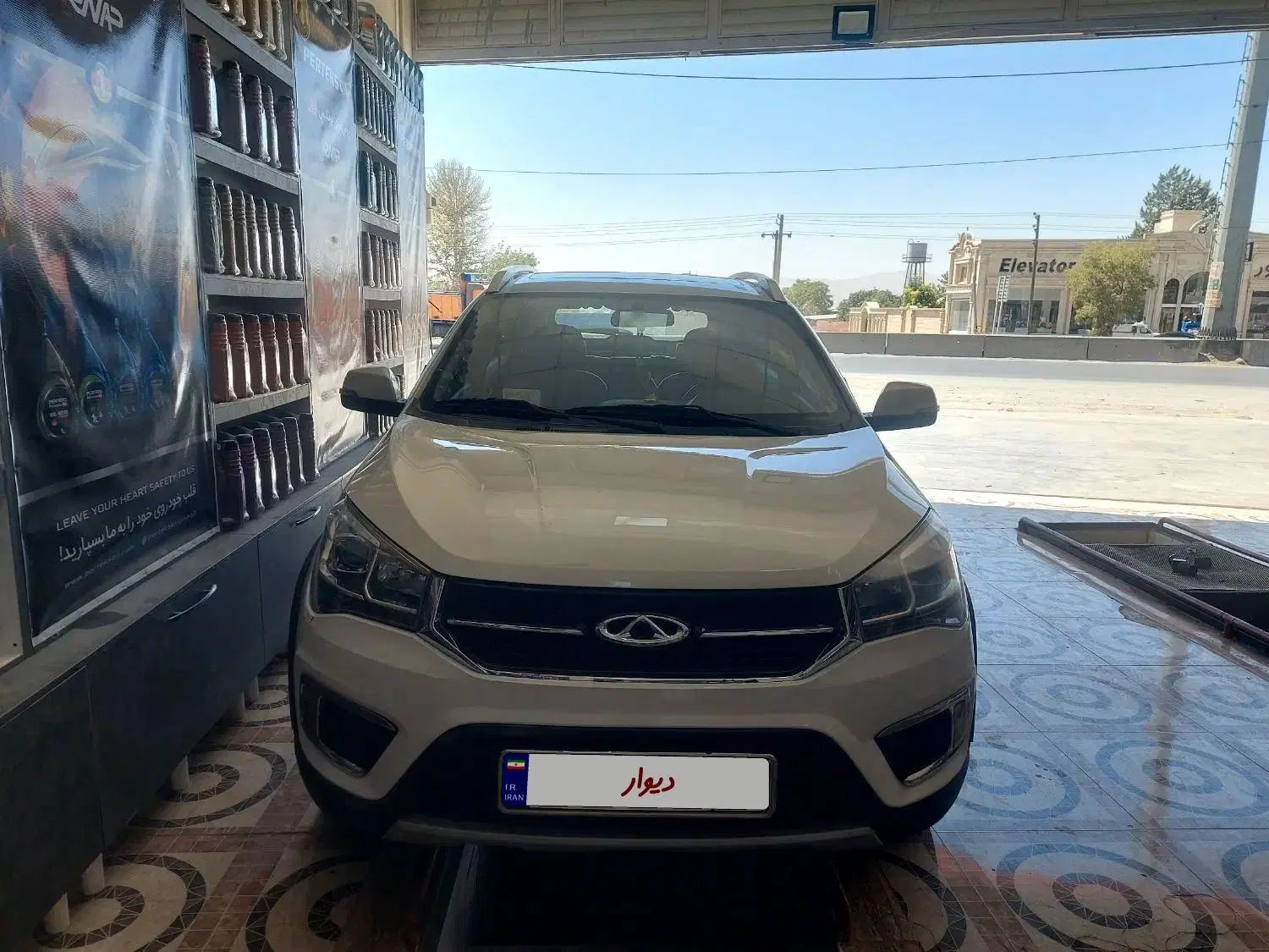 خودرو ام وی ام، X22 آگهی ann_20556797