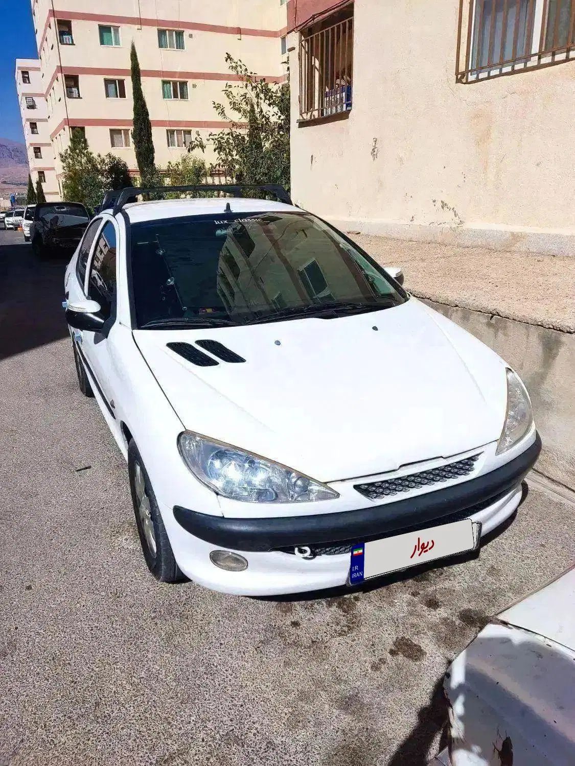 پژو ۲۰۶ صندوق دار v8 - 1392