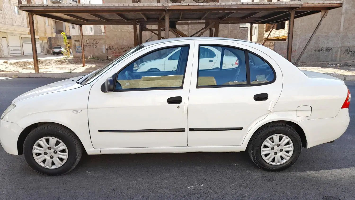 تیبا صندوق دار SX - 1400