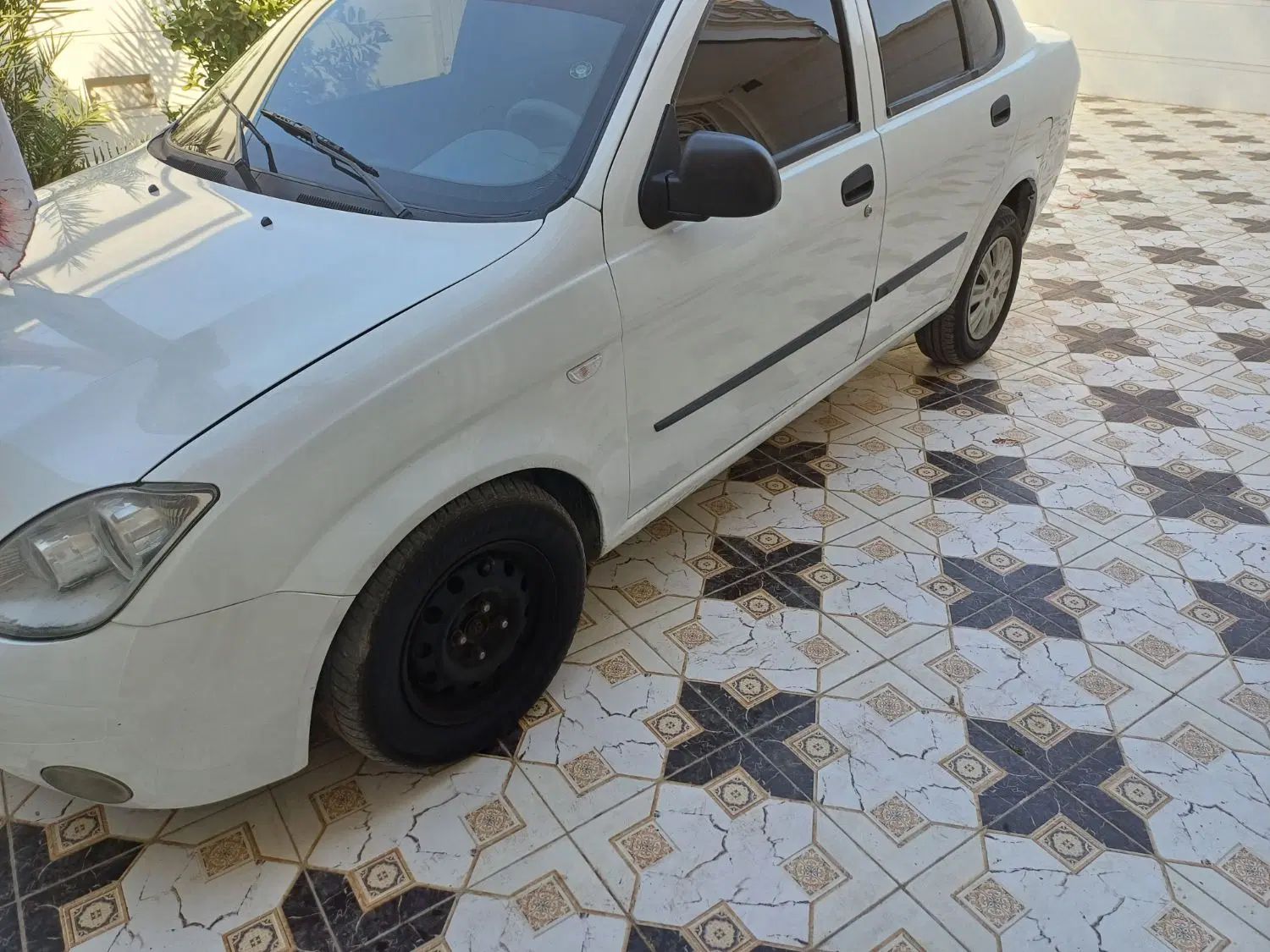 تیبا صندوق دار SX - 1399