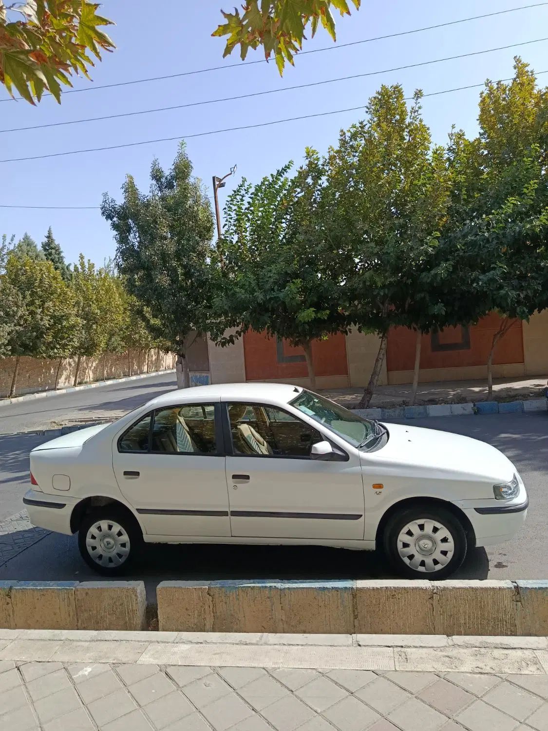 سمند LX XU7 - 1395