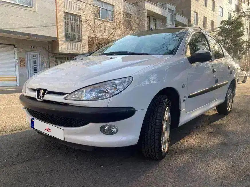 پژو ۲۰۶ صندوق دار v8 - 1399