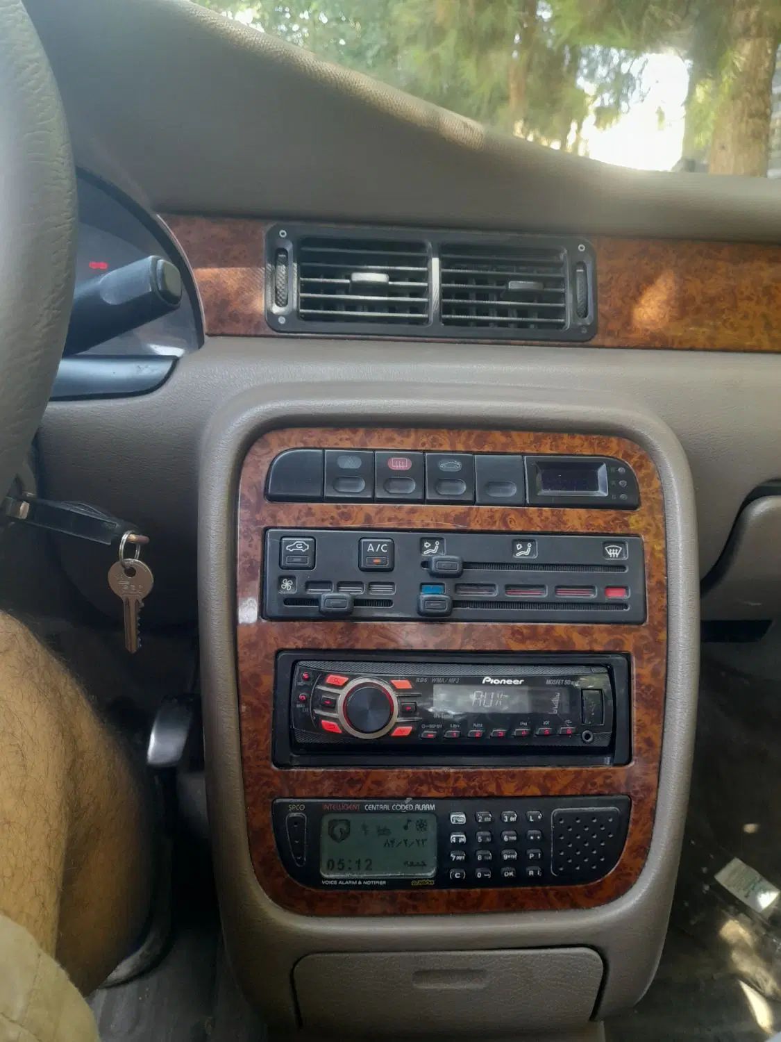 سمند LX XU7 - 1384